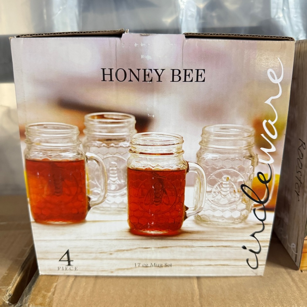 Circleware Glass Mason Jars, Set of 4, 17 oz, Honey Bee Mugs